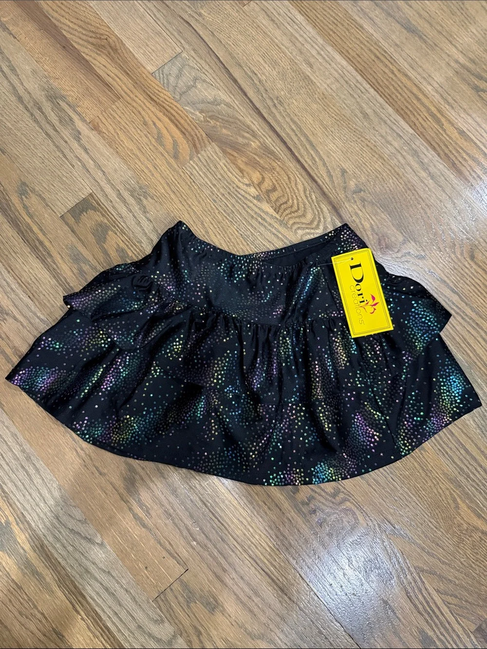 Brand new with tags*Girls’ Dori Black Holographic Star Tiered Skirt